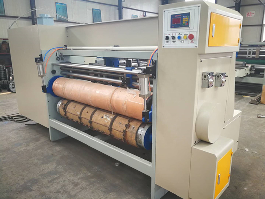 CE EAC 1400*2600mm เครื่องตัดกล่องกระดาษลูกฟูกอายุการใช้งานยาวนาน